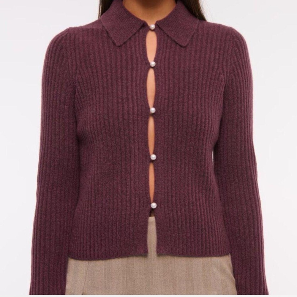 Abercrombie & Fitch-Pearl Button Collared Cardigan-Size XS